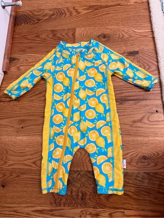 SwimZip Sunsuit - Long Sleeve Romper Swimsuit Lemons Size 0-6 Months