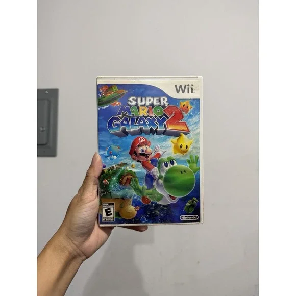 Super Mario Galaxy 2 Nintendo Wii CIB Complete w/ Manual - Damaged Case