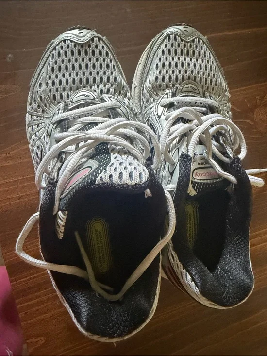 Saucony womens White and Black Running Shoes