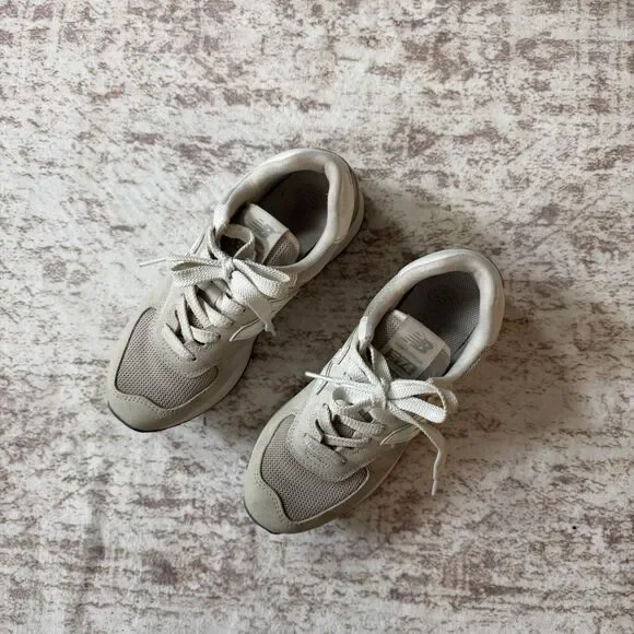 New-balance Women's White and Cream Trainers