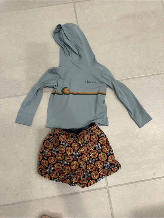 Patagonia Kids' Hooded Rash Guard and shorts set  -