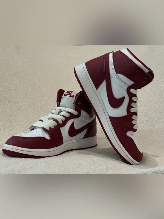 Nike Kids Air Jordan 1 Retro High OG