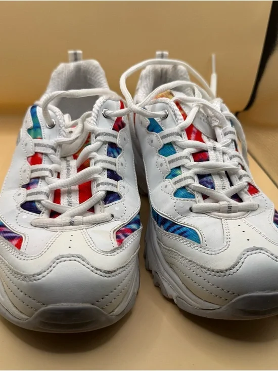 Skechers D'Lites Tie Dye WMLT White Rainbow Sneakers Size 7 - NO INSOLES
