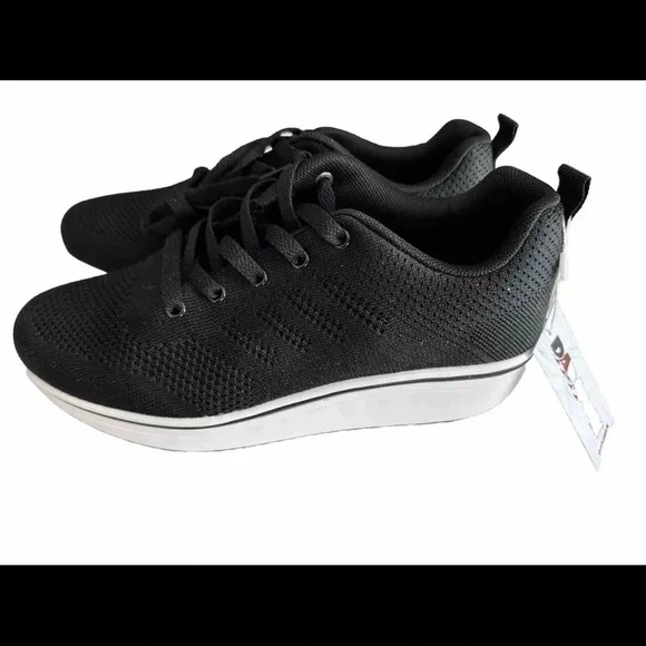 DADAWEN Platform Walking Sneakers Sz 41(9) NEW!
