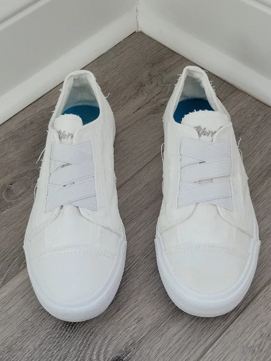 Blowfish Marlo White Slip-On Sneakers Size 8.5M