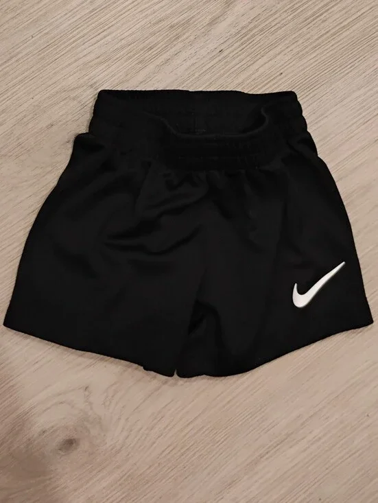 Nike Boys Baby Black Athletic Pull on Shorts Sz 12 Months