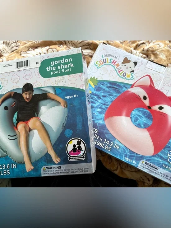 Gordon the Shark Pool Float - Gray & White