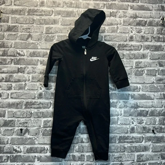 Nike‎ hoodie romper