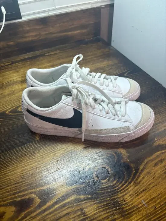 Nike White Blazer Sneakers Size 7Y