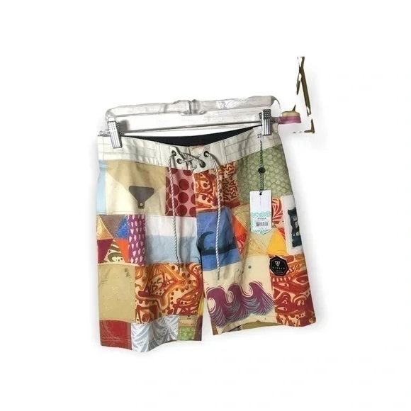 VISSLA BOYS BOARDSHORT Waist 27”