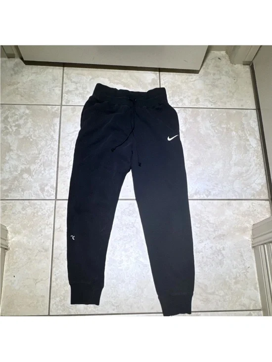 Nike Black Kids Jogger Sweatpants with White Swoosh
