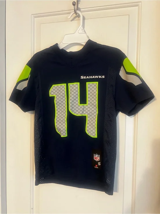 Nike Youth DK Metcalf Seahawks Jersey |small