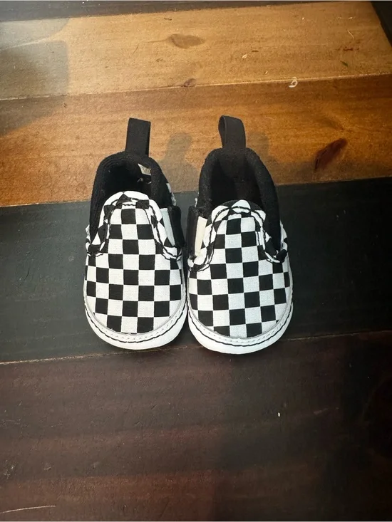 Vans Infant Slip On Crib Shoes, 1.0
