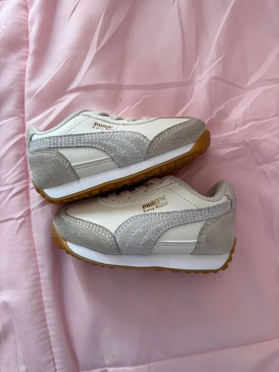 PUMA EASY RIDER baby sneakers