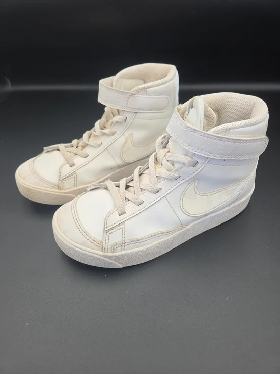 Nike Blazer Mid 77 White Kids Shoes Size 1Y High Top Strap Sneaker