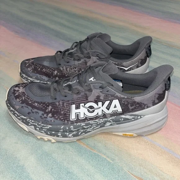 Hoka One SPEEDGOAT 6 Running Sneaker Grey shoes women’s size 12.5