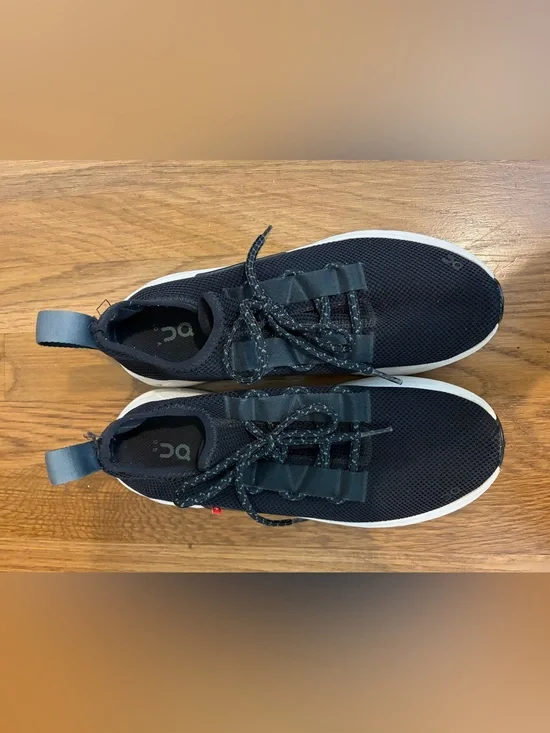 On Cloud Women's Black Athletic Sneaker