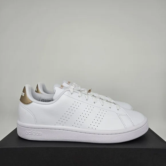 Adidas Women's Advantage 'White Copper Metallic' Shoes Size 6.5 New