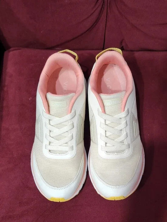 Vionic Women's Cream & Pink Slip In Sneaker