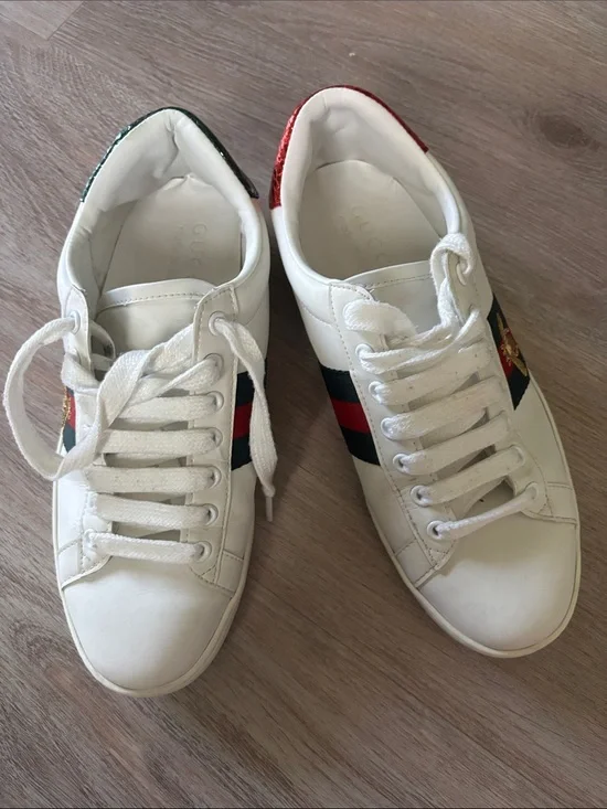 Gucci White Leather Sneakers with Red & Green Accents