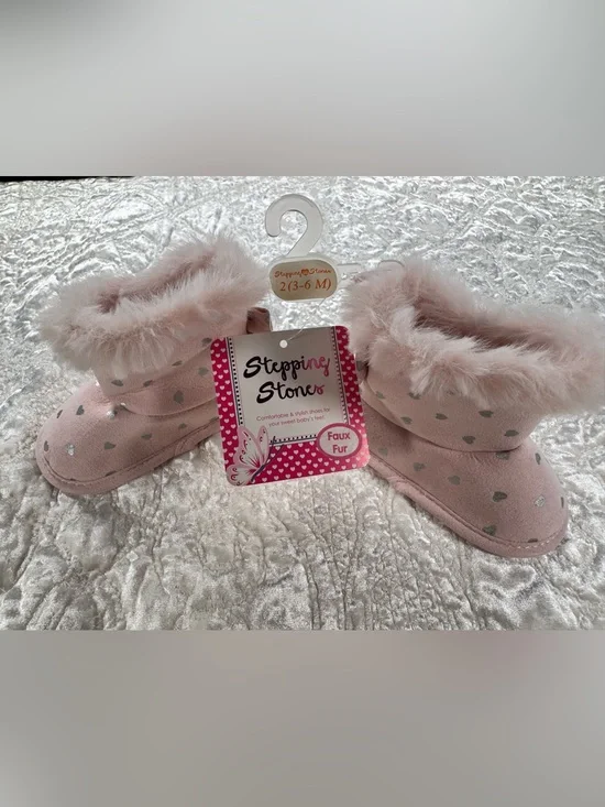 NWT Stepping Stones Baby Walker Faux Fur Pink Heart Booties