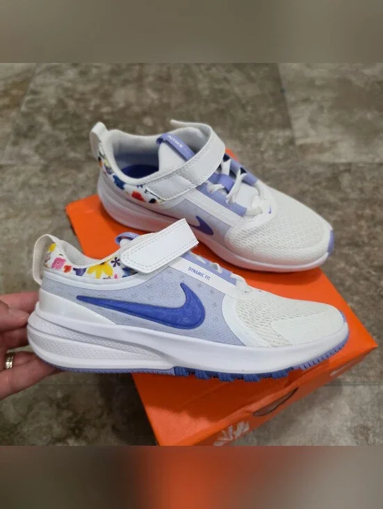 Nike Star Runner 5 / Kids Size 13C
