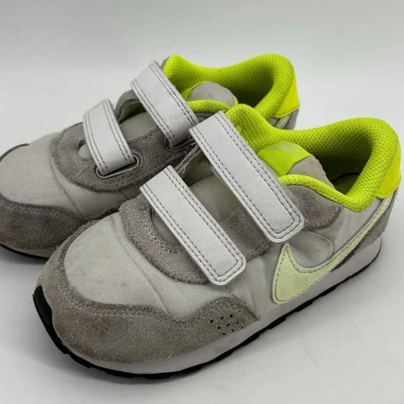 Nike MD Valiant Baby Infant Shoe Size‎ 9.5 Eu 27 White Limelight Hook & Loop
