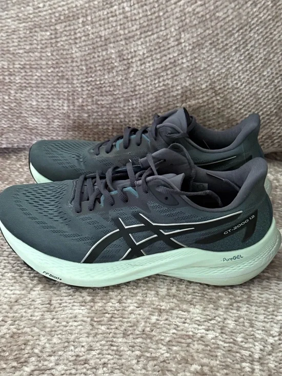 ASICS GT-2000 12 Pure Gel Running Shoes Women 10.5 WIDE Tarmac Mint Pure Silver