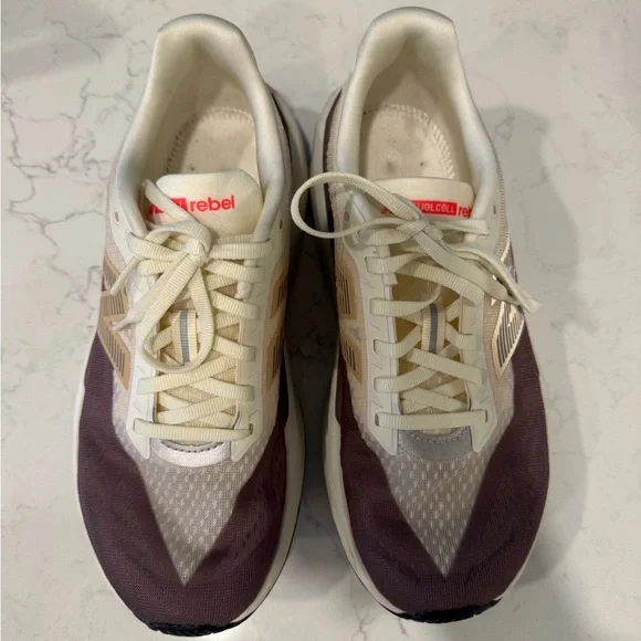 New Balance Rebel v5