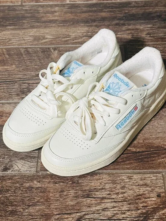 REEBOK Classic Tennis Shoes White Leather Sneakers Women's Size 6
