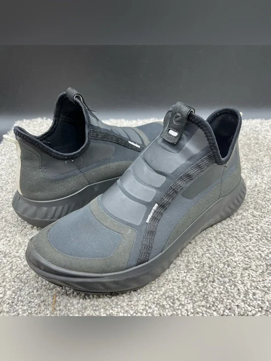 Ecco Phorene S.T.1 Alpha Slip-On Sneakers Womens Size 39, US 8-8.5 Black Shoes