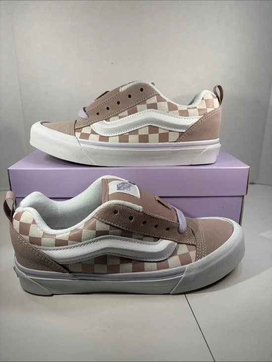 NWT Vans Knu Skool Checkerboard Skate Shoes Women’s 7.5