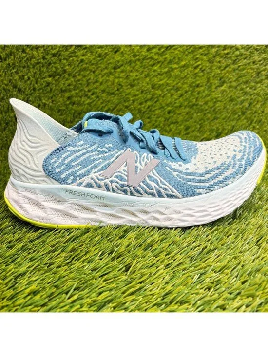 New Balance Fresh Foam 1080v10 Womens Size 8 Blue White Running Shoes Sneakers