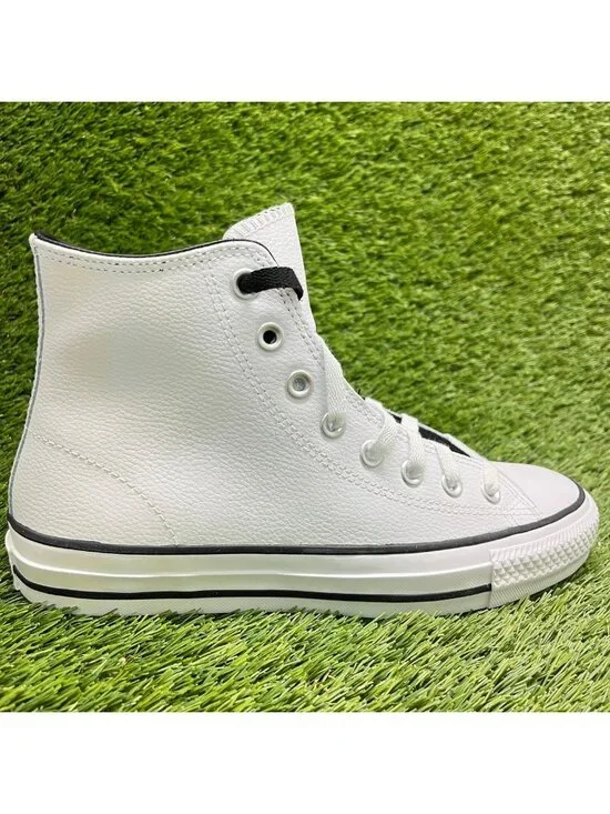 Converse Chuck Taylor All Star Womens Size 9 Men 7 White Athletic Shoes Sneakers