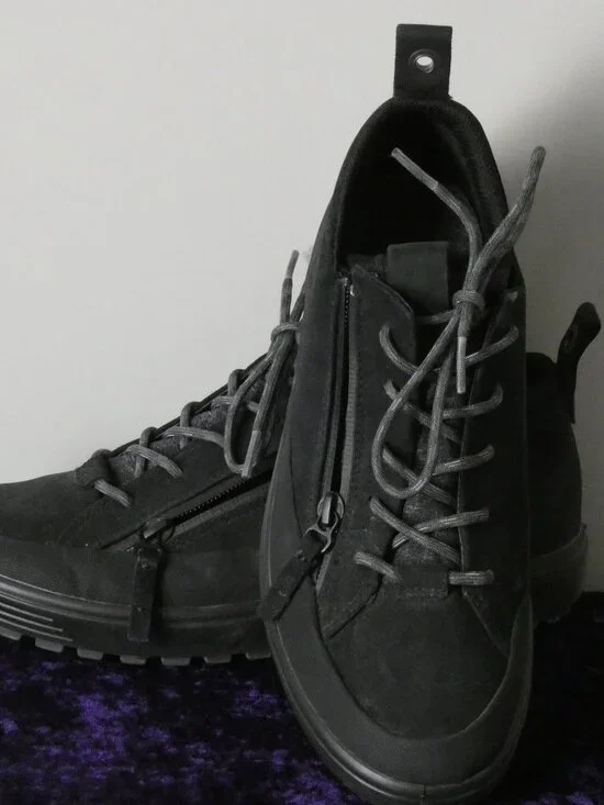 ECCO Black Suede Gore-Tex Soft 7 Tred Zip and Tie Sneakers Size 40 (9M)