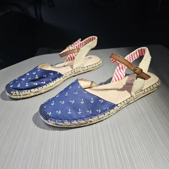 White Mountain Women's Blue/White Anchor Espadrille‎ Flat Sandals Size 8.5M NWOT
