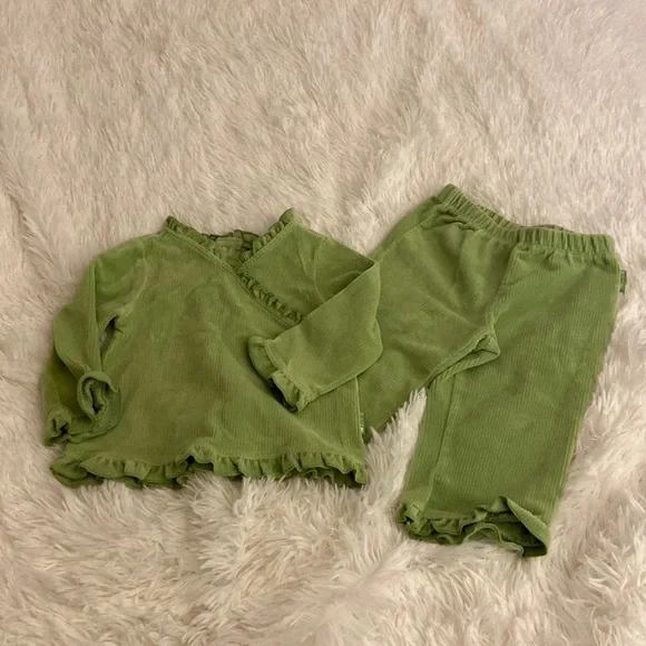 Baby girls matching set!