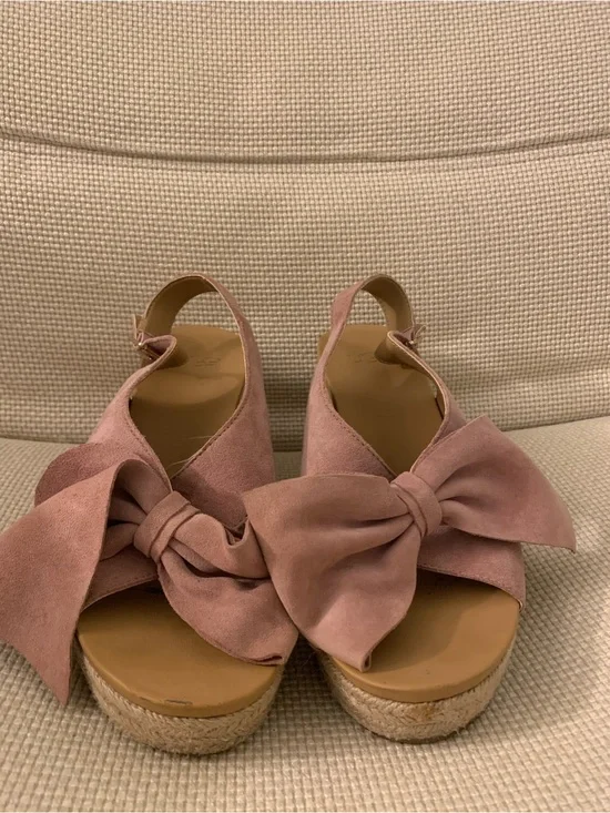 UGG Dusty Rose Suede Bow Wedge Sandals