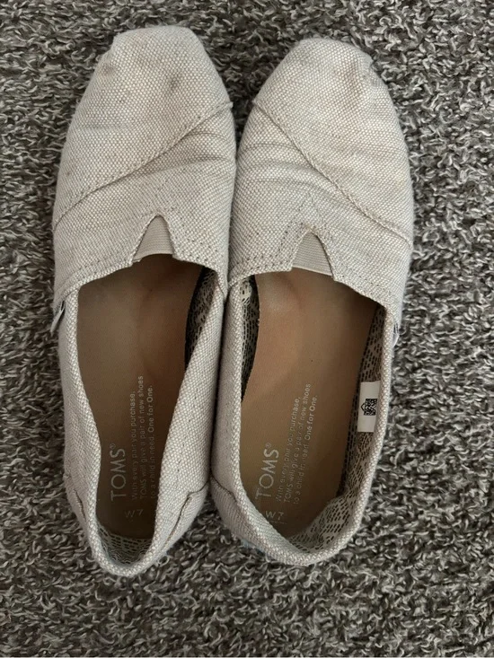 TOMS Women's Espadrille Slip-Ons in Light Tan Canvas