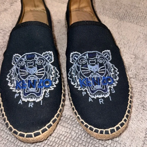 Kenzo Black Canvas Espadrilles with Blue & White Tiger Embroidery