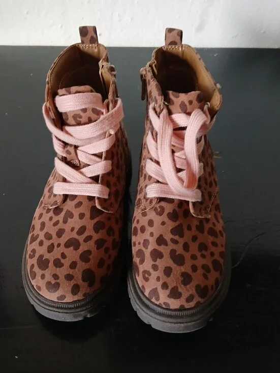 Cat & Jack Brown Leopard Print Ankle Boots with Pink Laces Size 12.