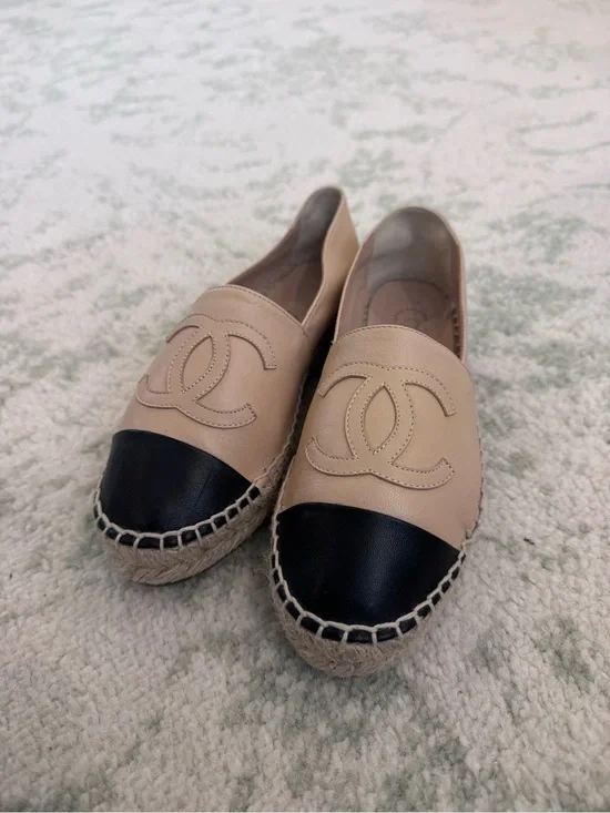 CHANEL Beige Leather Espadrilles with Black Cap Toe