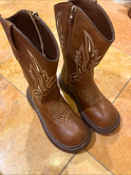 Brown Embroidered Western Zip-Top Boots