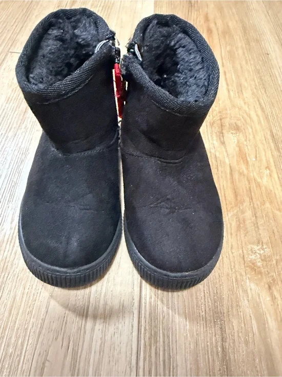 Cat & Jack Black Fleece-Lined Kids Zip Boots