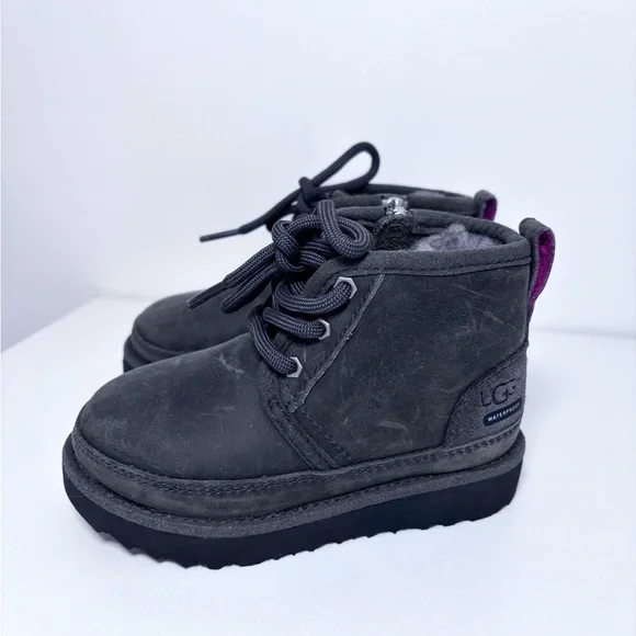 UGG Neumel II Weather Black Lace Up Suede Leather Winter Boots Unisex Kid’s 9