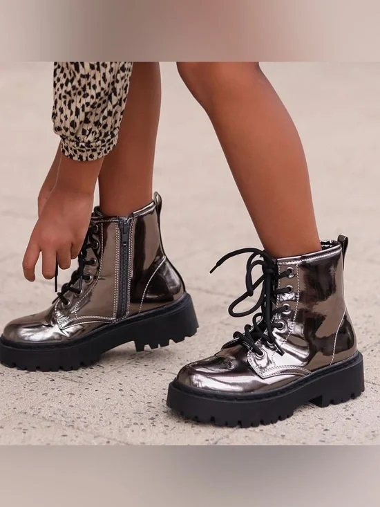 🌸MADDEN NYC Pewter Mirrored Girls' Carra Boots