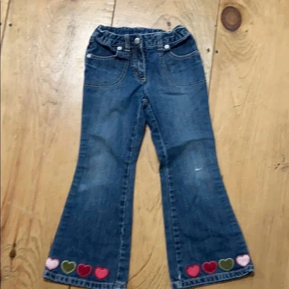 Gymboree,  Girls , cute retro, distressed, embroidered hearts  jeans.  6 adjust