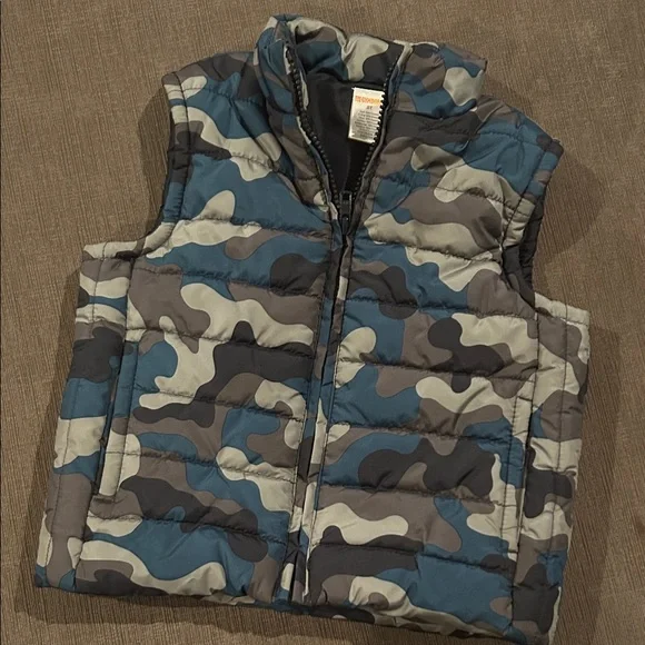 GYMBOREE Blue Camo Puffer Vest 3T