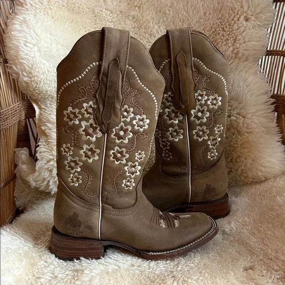 Toro Moro Leather Square Toe Western Cowgirl Cowboy Floral Embroidered Boots
