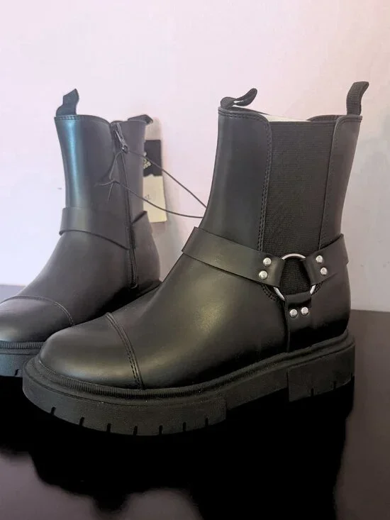 NEW Kids' Crosby Harness Moto Boots - art class Black 2  Zipper Closure